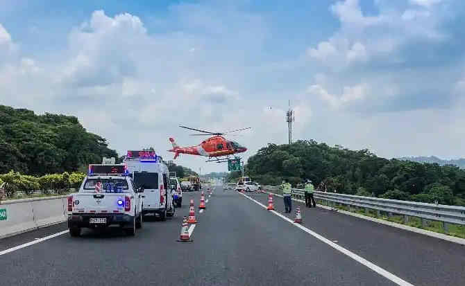 鸠江区高速公路汽车救援案例
