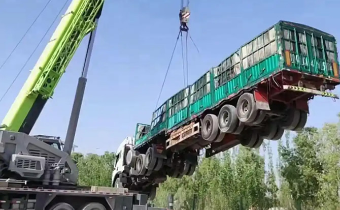鸠江区道路脱困救援案例